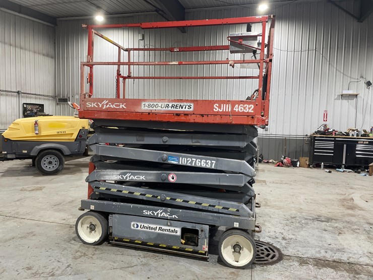 2014-skyjack-sjiii4632-image-27