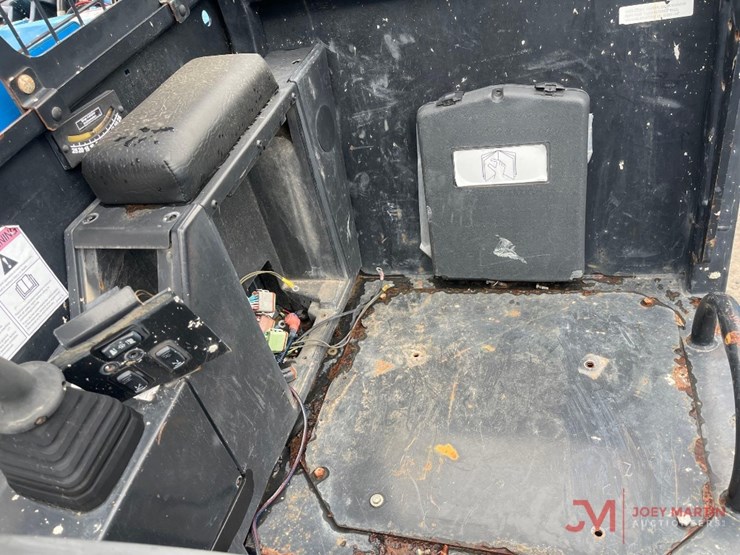 2017-genie-gth1056-image-16