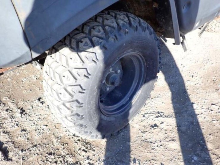 2011-kubota-rtv1100-image-27