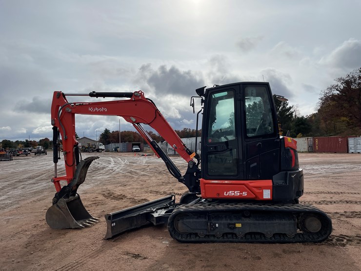2021-kubota-u55-5-image-8