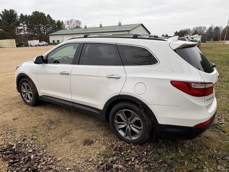 2014-hyundai-sante-fe-suv-image-7