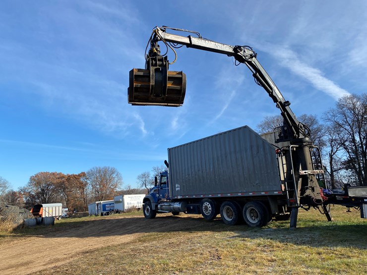 #207-•-2015-mack-grapple-truck-(has-wi-title)-(colfax,-wi)-image-4
