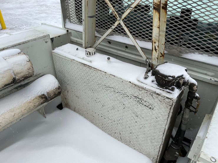 #236-•-2015-international-bucket-truck-(has-wi-title)(mosinee,-wi)-image-29