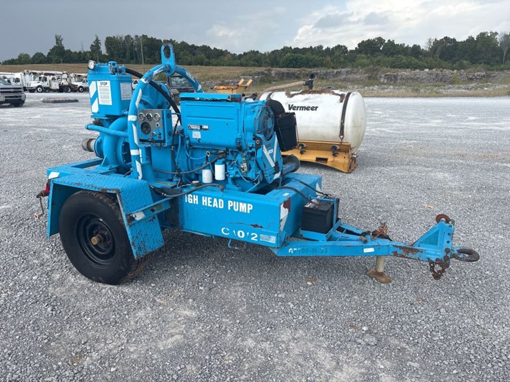 #29772-•-high-head-c1012-towable-water-pump-image-2