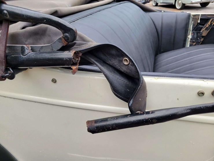 1927-chevrolet-capitol-image-38