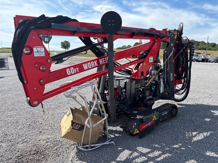 #29803-•-platform-basket-spider-18.90-pro-tracked-aerial-pl-image-1