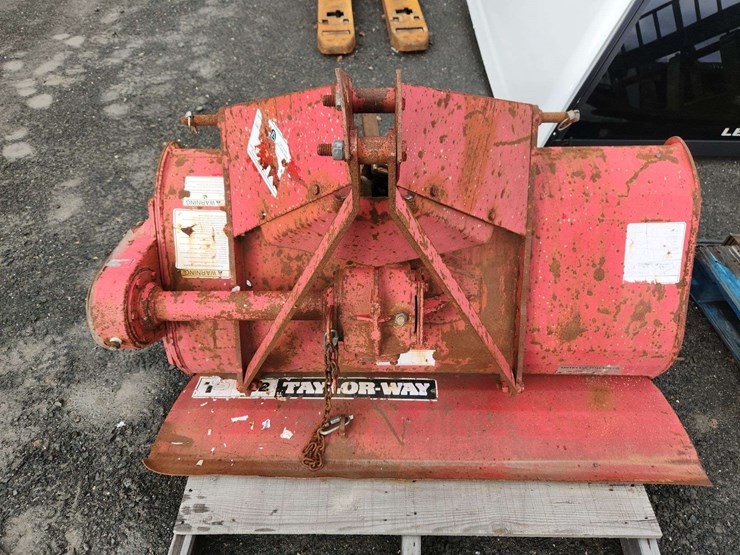 taylor-way-962-image-2