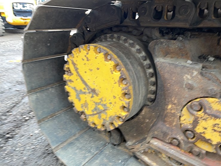 komatsu-d61pxi-24-image-14