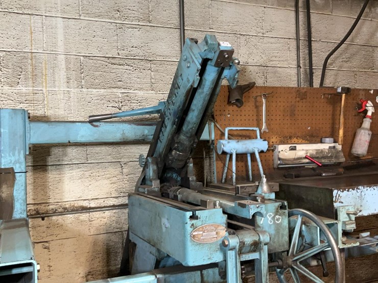 #180-•-armstrong-leveling-bench-and-roller-image-6