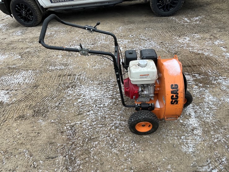 #2713-•-scag-extreme-pro-high-velocity-leaf-blower-(fall-creek,-wi)-image-4