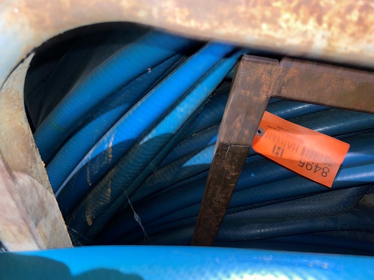 #8495-•-section-of-10"-bulldog-mainline-hose-(new-holstein,-wi)-image-2