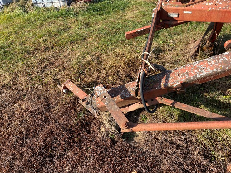 international-720-image-14