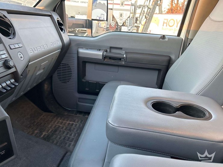 2024-ford-f750-image-17