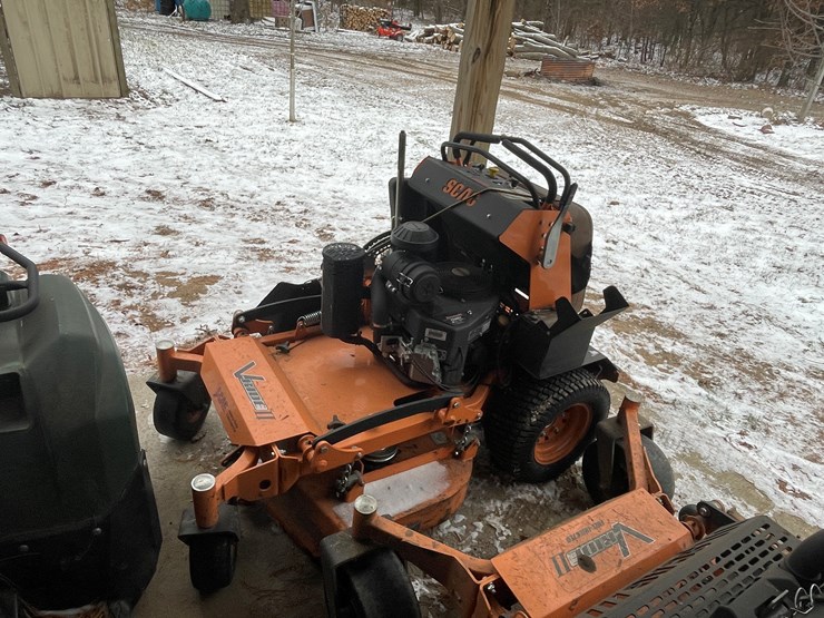 #2702-•-scag-v-ride-lawn-mower-(fall-creek,-wi)-image-1