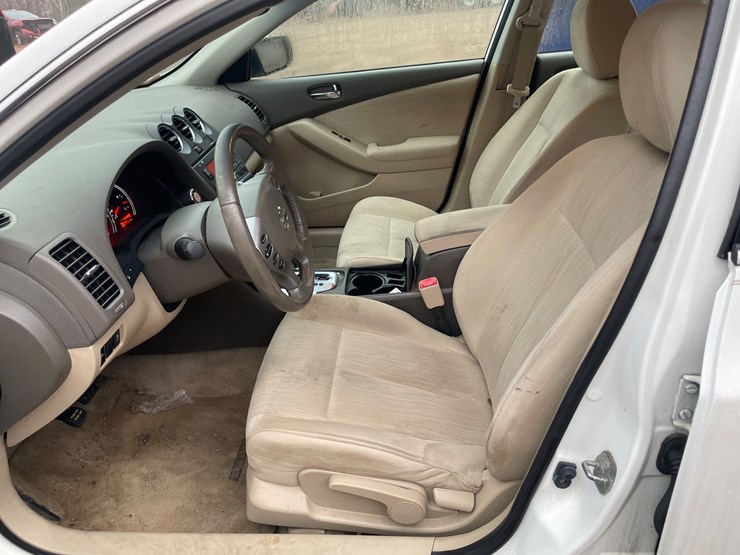 #264-•-2012-nissan-altima-(rhinelander,-wi)(title-in-delay)-image-22