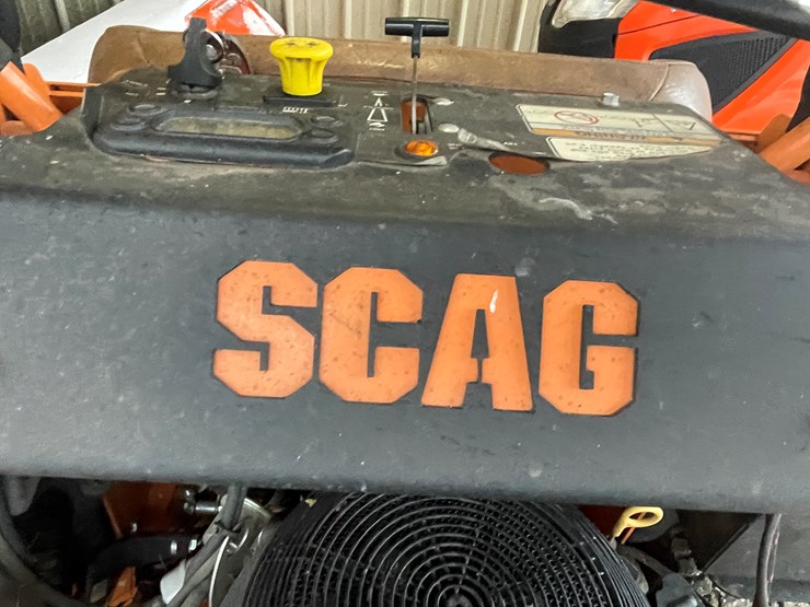 #2701-•-scag-v-ride-lawn-mower-(fall-creek,-wi)-image-8