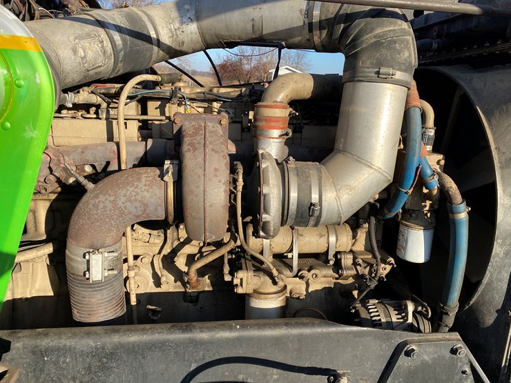 #1010-•-1984-peterbilt-sleeper-cab-semi-(has-wi-title)-(colfax,-wi)-image-60