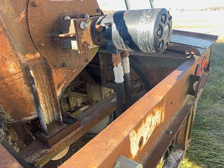 1997-pinson-aluminum-feed-delivery-trailer,-spring-suspension,-8-compartments,-*1p9ab3821vp255492*-image-11