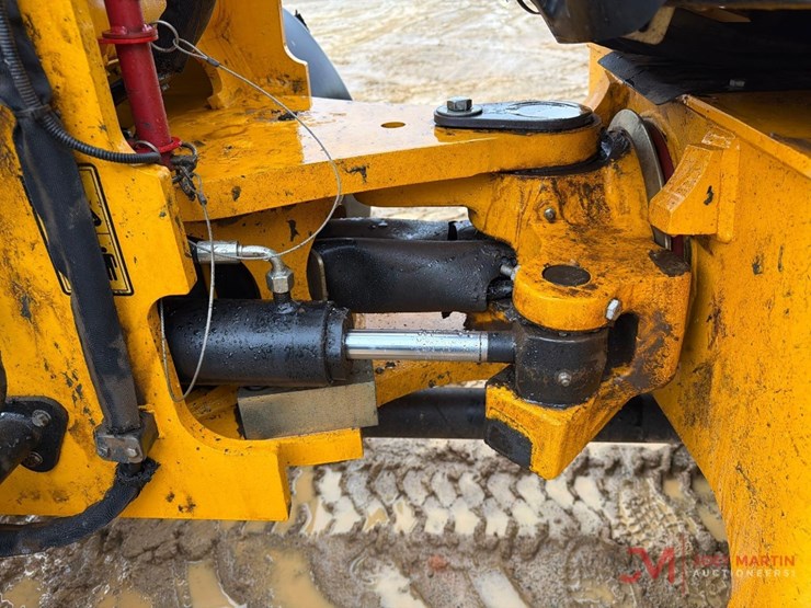 jcb-409-image-11