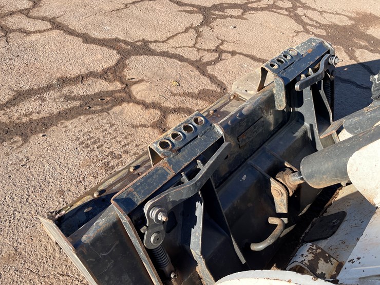 2022-bobcat-mt55-image-9