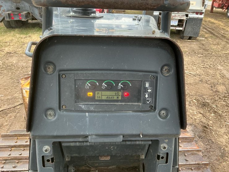 2016-deere-550k-xlt-image-38