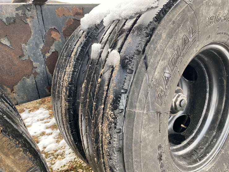 #1102-•-2014-nuhn-0252-crawler-hauler-trailer-(st.-nazianz,-wi)-image-28