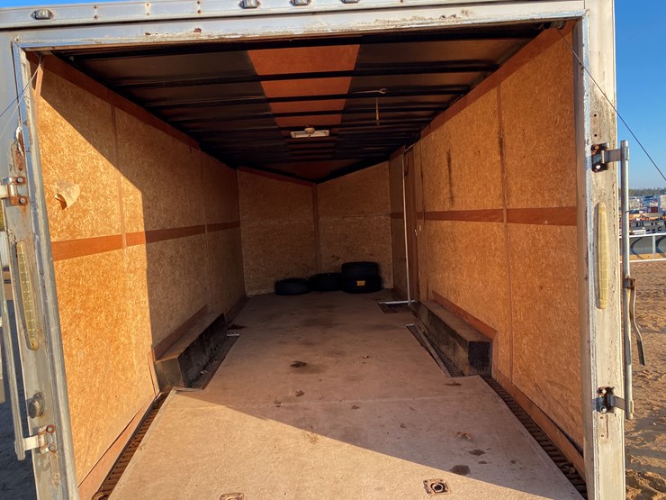#322-•-2017-stealth-enclosed-trailer-(has-wi-title)(mosinee,-wi)-image-18