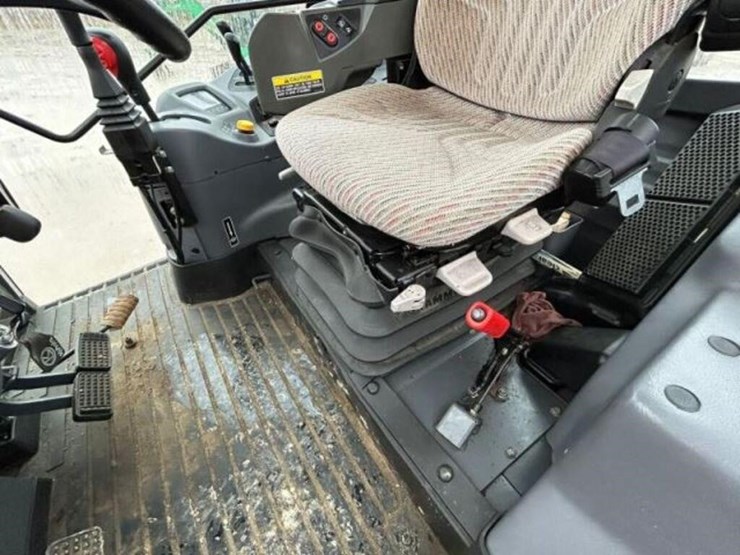 2012-kubota-m110gx-image-15