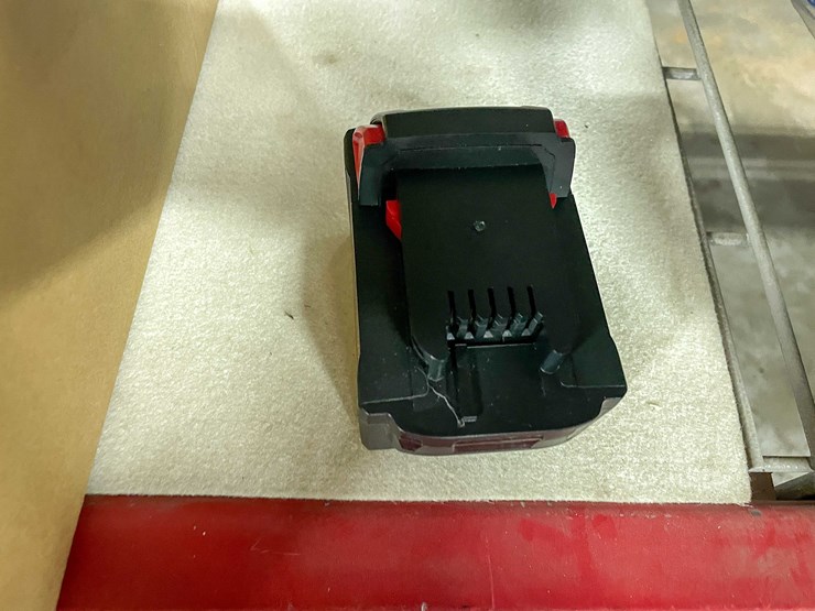 #8718-•-new-milwaukee-compatible-18v-chainsaw-(t14)-image-6