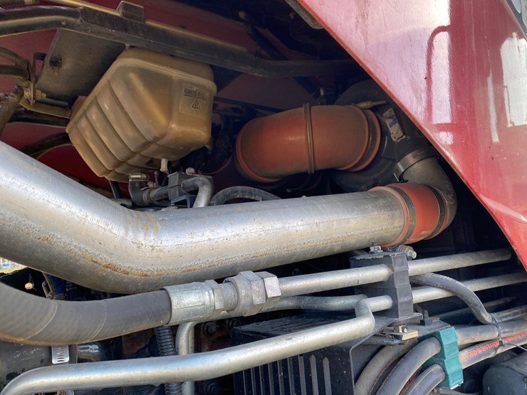 2014-case-ih-340-image-73