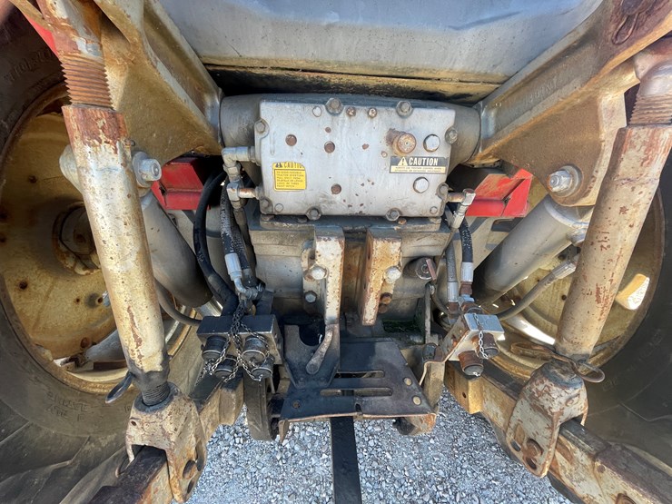 massey-ferguson-2705-image-21