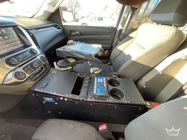 chevrolet-tahoe-image-17