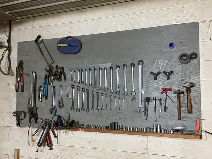 #190-•-hand-tools-on-wall-image-2