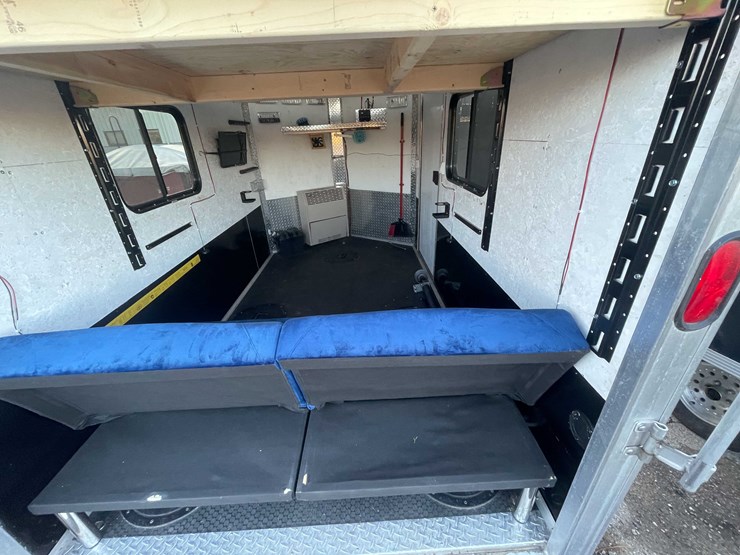 #1399-•-2018-zero-4-outdoors-6'-x-10'-all-aluminum-drop-down-ice-shanty-(of)-image-45