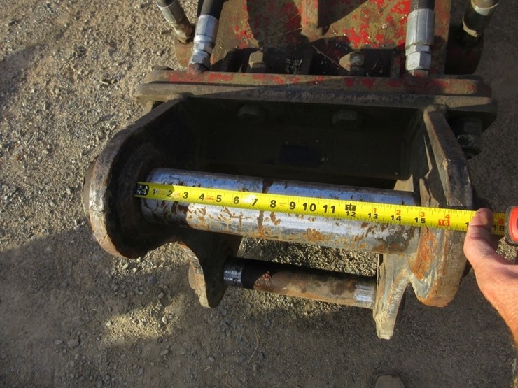 caterpillar-330-image-8