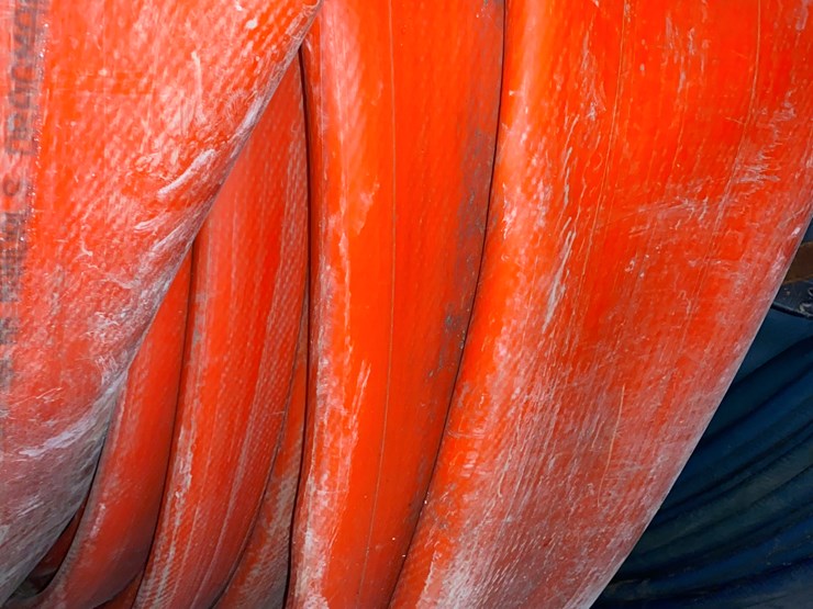 #8493-•-section-of-7-1/4"-mandals-dragman-extra-p-hose-(new-holstein,-wi)-image-6