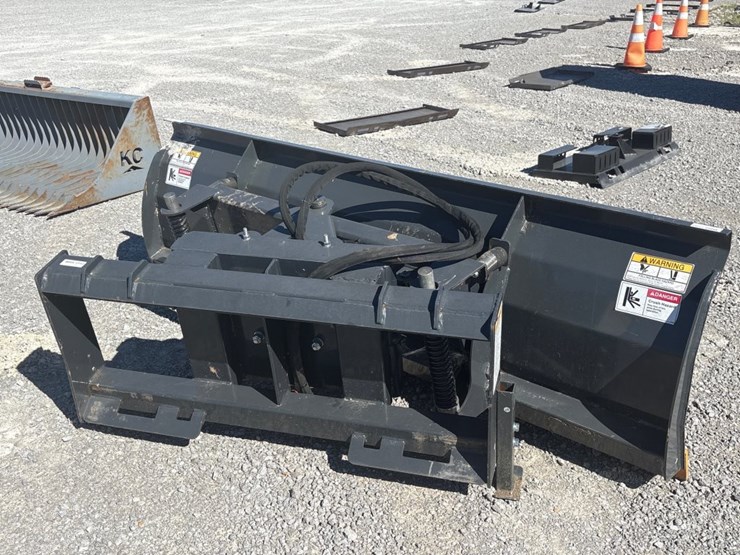 #29760-•-wolverine-84"-snow-pusher-image-3