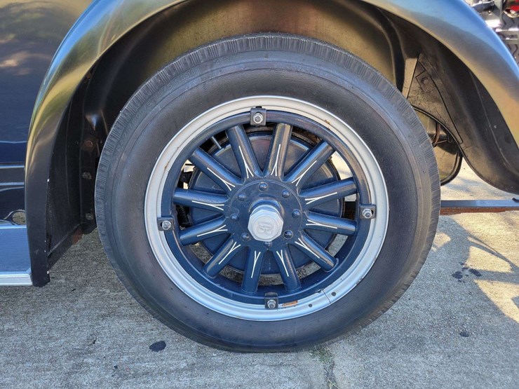 1927-dodge-coupe-image-54