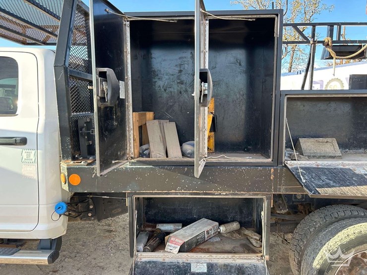 2018-utility-flatbed-image-22