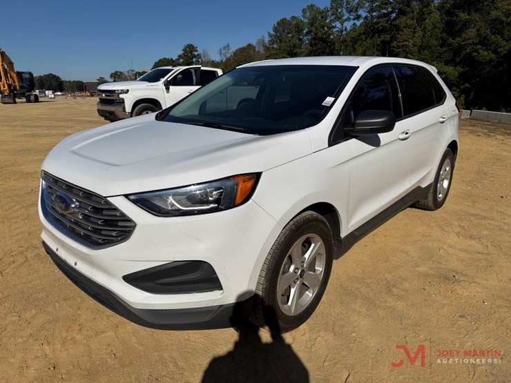 2020-ford-edge-se-image-4