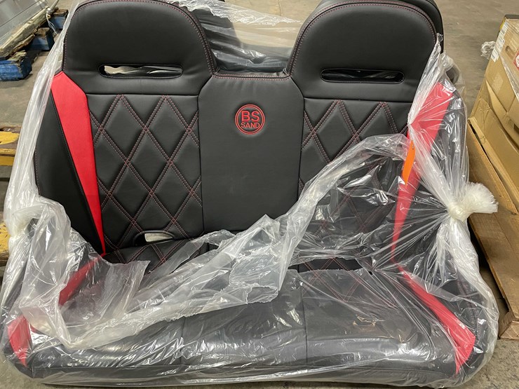 #8694-•-can-am-3-seater-bench-(e)-image-1