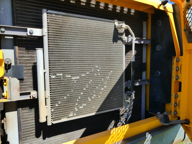 volvo-ec220dl-image-8