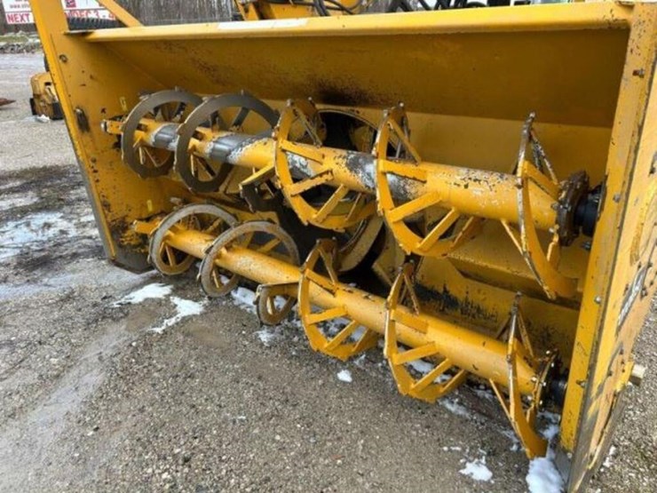 2008-new-holland-tv145-image-68