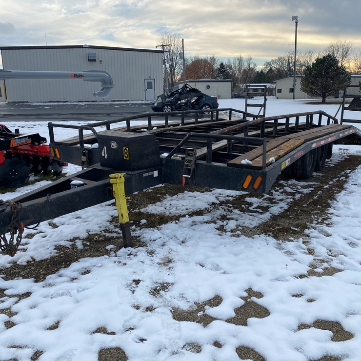 #1102 • 2014 Nuhn 0252 Crawler Hauler Trailer (St. Nazianz, WI)