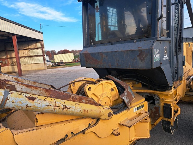 2006-john-deere-6081-image-33