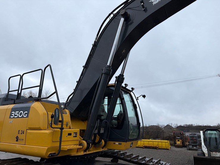 2019-deere-350g-lc-image-17