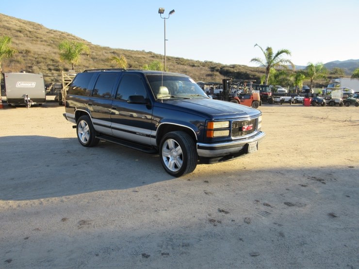 1996-gmc-yukon-image-2