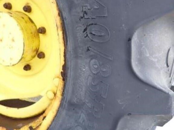 2012-john-deere-6430-image-57