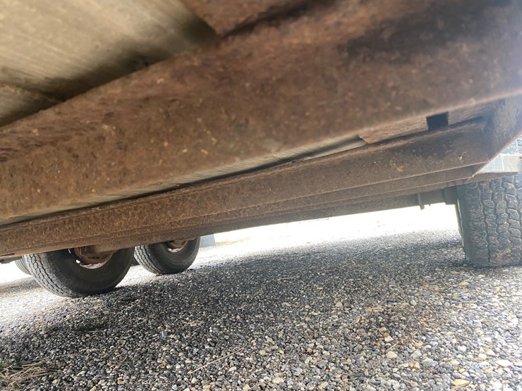 2002-titan-trailer-image-6