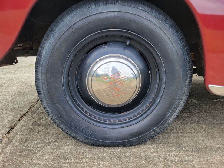 1948-ford-sedan-image-26